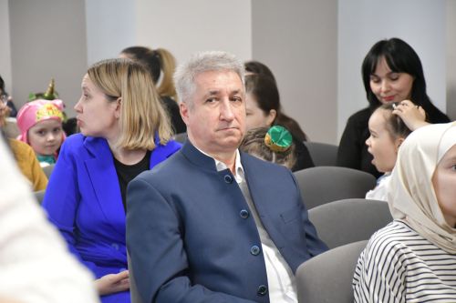 5нче гимназиядә VII төбәкара Афзал Шамов укулары