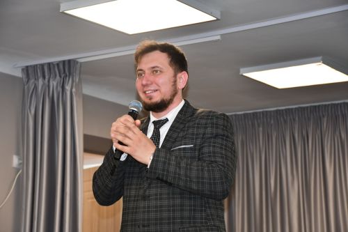 5нче гимназиядә VII төбәкара Афзал Шамов укулары