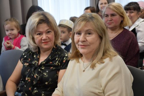 5нче гимназиядә VII төбәкара Афзал Шамов укулары