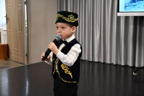 5нче гимназиядә VII төбәкара Афзал Шамов укулары