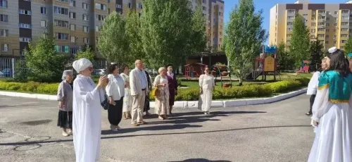 Осиново гимназиясендә Бөтендөнья татар конгрессы кунакта
