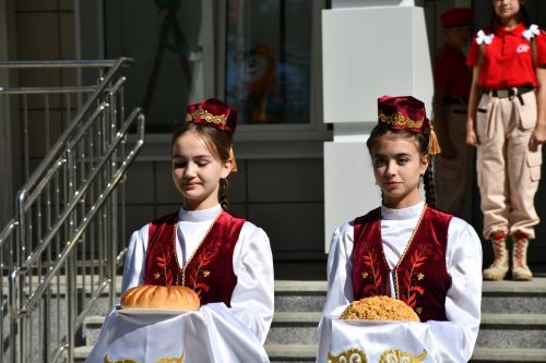 Осиново гимназиясендә Бөтендөнья татар конгрессы кунакта