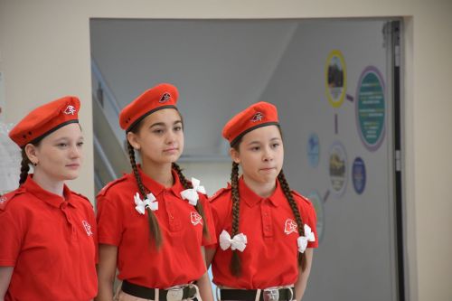 Осиново гимназиясендә Бөтендөнья татар конгрессы кунакта