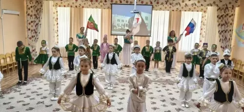 Осиново гимназиясендә Бөтендөнья татар конгрессы кунакта