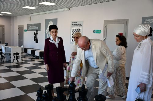 Осиново гимназиясендә Бөтендөнья татар конгрессы кунакта