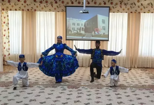 Осиново гимназиясендә Бөтендөнья татар конгрессы кунакта
