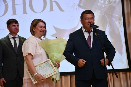 Ломоносов исемендәге 18нче лицейда соңгы кыңгырау