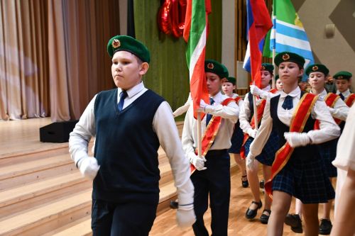 Ломоносов исемендәге 18нче лицейда соңгы кыңгырау