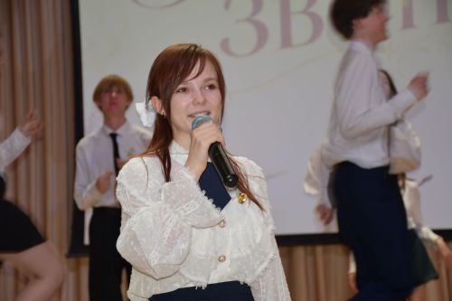 Ломоносов исемендәге 18нче лицейда соңгы кыңгырау