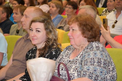 Ломоносов исемендәге 18нче лицейда соңгы кыңгырау