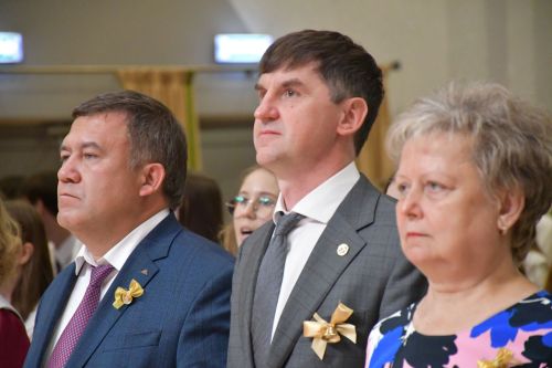 Ломоносов исемендәге 18нче лицейда соңгы кыңгырау