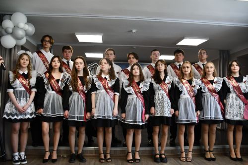 5нче гимназиядә соңгы кыңгырау