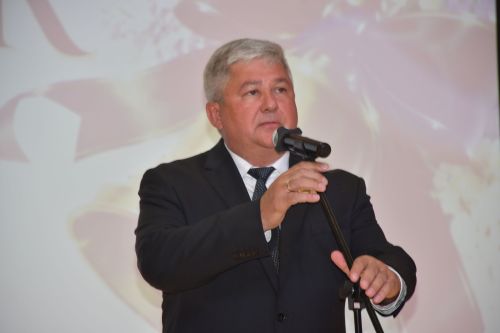 Ломоносов исемендәге 18нче лицейда соңгы кыңгырау