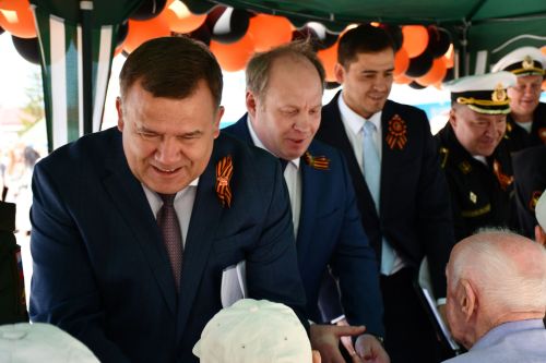 А.М.Горький исемендәге заводта Җиңү бәйрәменә багышланган митинг