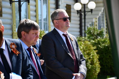 А.М.Горький исемендәге заводта Җиңү бәйрәменә багышланган митинг
