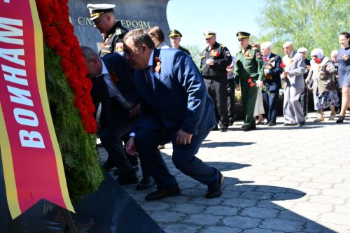 А.М.Горький исемендәге заводта Җиңү бәйрәменә багышланган митинг