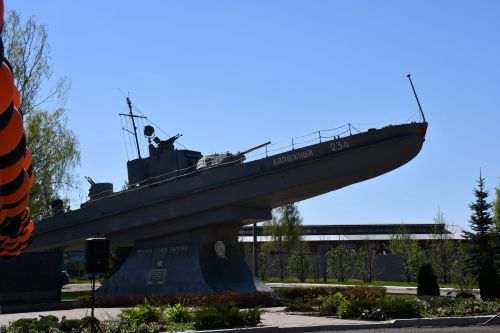 А.М.Горький исемендәге заводта Җиңү бәйрәменә багышланган митинг