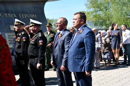 А.М.Горький исемендәге заводта Җиңү бәйрәменә багышланган митинг