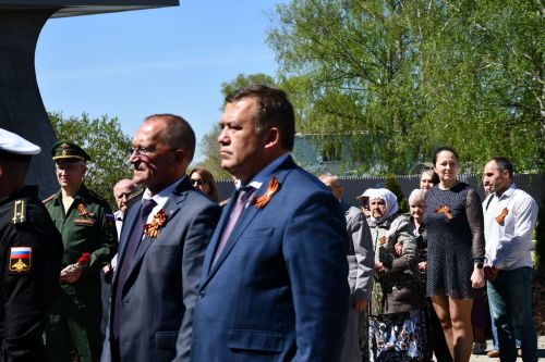 А.М.Горький исемендәге заводта Җиңү бәйрәменә багышланган митинг
