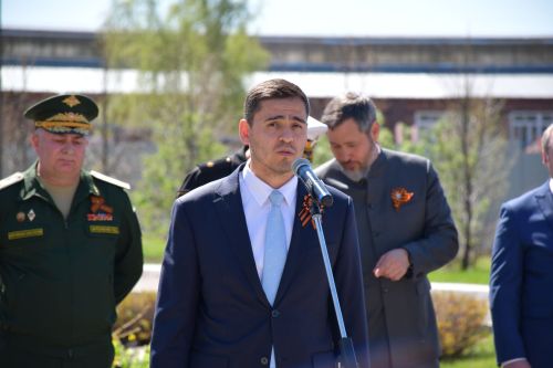 А.М.Горький исемендәге заводта Җиңү бәйрәменә багышланган митинг