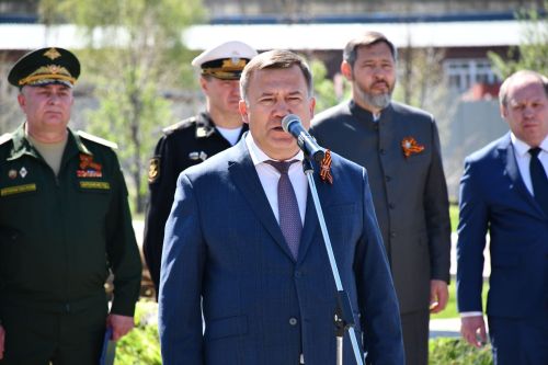 А.М.Горький исемендәге заводта Җиңү бәйрәменә багышланган митинг