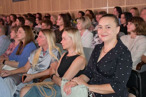 Медицина хезмәткәрләрен котладылар
