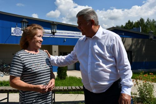 Бүген Яшел Үзәндә юллар төзекләндерү эшләре барышы белән танышалар
