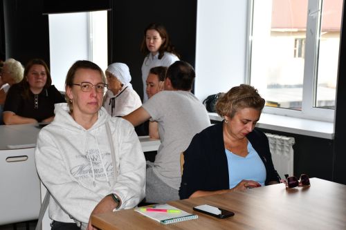 «Порт» яшьләр үзәгендә сайлаулар алдыннан иҗтимагый күзәтүчеләрне укыталар