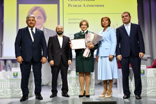 «Иң мөһиме - кешеләр» кадрлар клубының утырышы