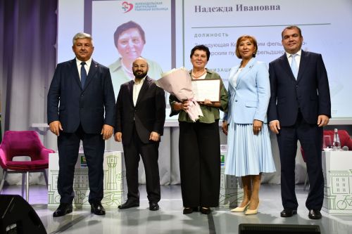 «Иң мөһиме - кешеләр» кадрлар клубының утырышы