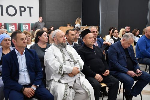 "Ядкәр" порталын шәҗәрәләрне саклау максатында үстерү мәсьәләсе буенча киңәшмә