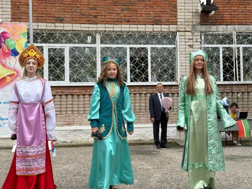 В.Х. Хазиев исемендәге 7 нче лицее укучылары өчен яңа уку елы башланды