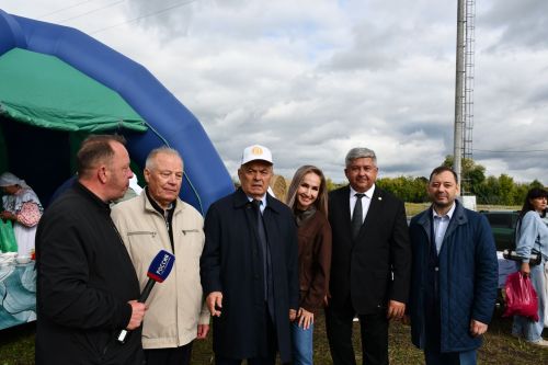 Рус Әҗәле авылында яңа мемориаль зона ачылышы