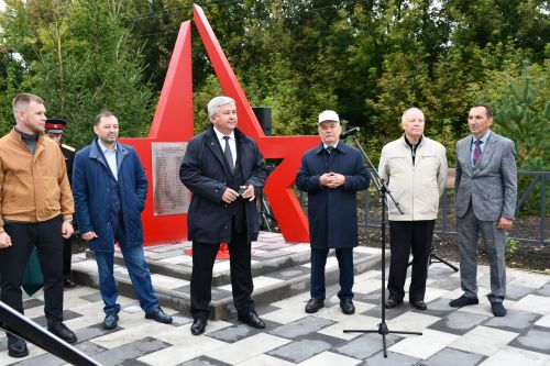 Рус Әҗәле авылында яңа мемориаль зона ачылышы