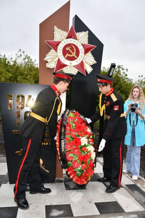 Рус Әҗәле авылында яңа мемориаль зона ачылышы