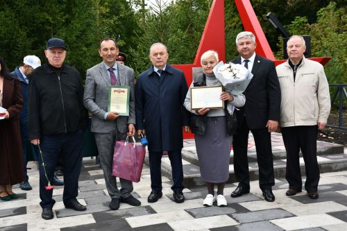 Рус Әҗәле авылында яңа мемориаль зона ачылышы