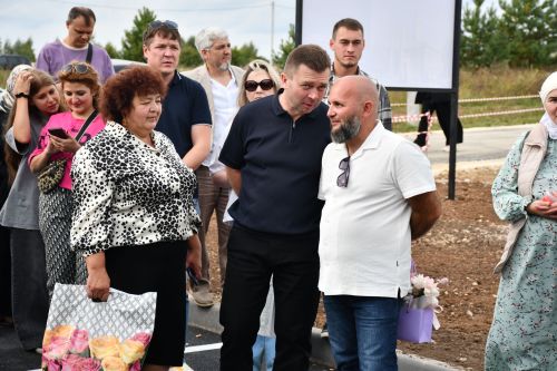 «Теплое место» бистәсендә бүген игелеккә нигез салынган көн