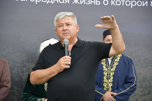 «Теплое место» бистәсендә бүген игелеккә нигез салынган көн