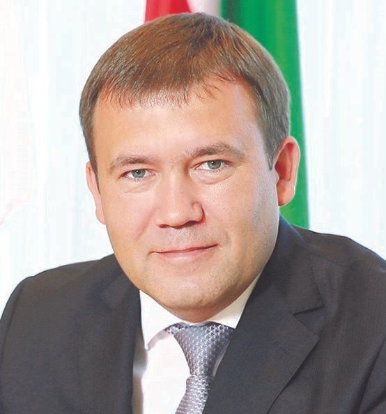 «Ак Барс» Суднолар төзү Корпорациясе» АҖ коллективы исеменнән Россия Хәрби-Диңгез Флоты көне белән иң җылы котлауларны кабул итегез!