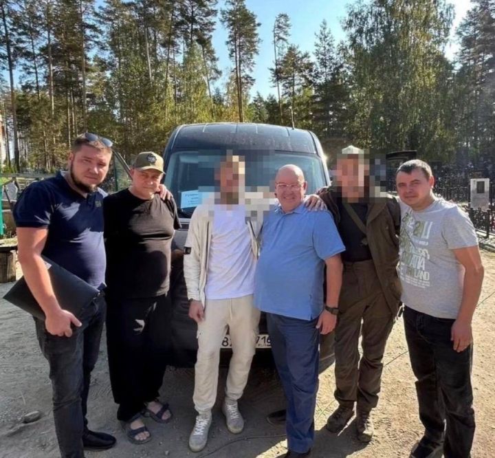 Яшел Үзәннән МХО зонасына безнең сугышчылар белән бергә чираттагы гуманитар конвой китте