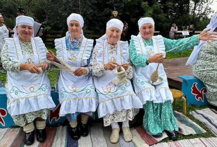 Кече Шырданда авыл көне гөрләде