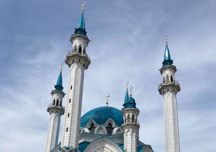 Рөстәм Миңнеханов Ураза һәм Корбан бәйрәмнәре көннәрен раслады