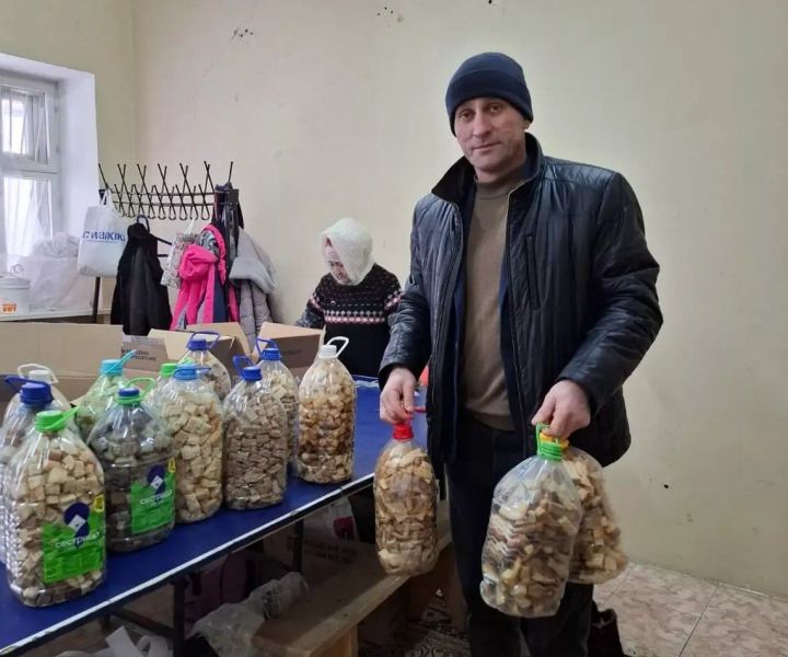 Олы Ачасыр авыл җирлеге мөслимәләре МХО катнашучыларына сухарилар киптергән