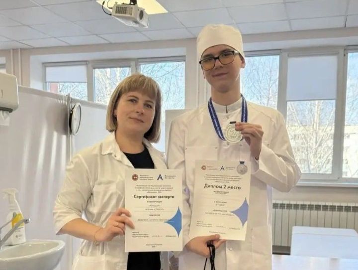 Булачак фельдшерлар үзләренең һөнәри осталыкларын раслады