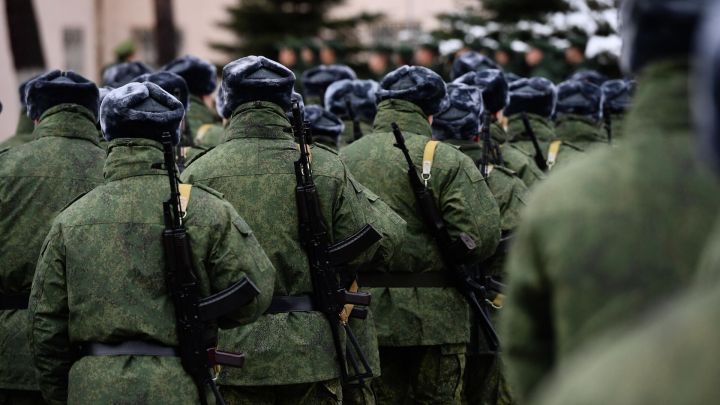 Путинга мобилизацияләнгән 9 меңнән артыграк кешенең өйләренә кайтарылу сәбәбен әйткәннәр