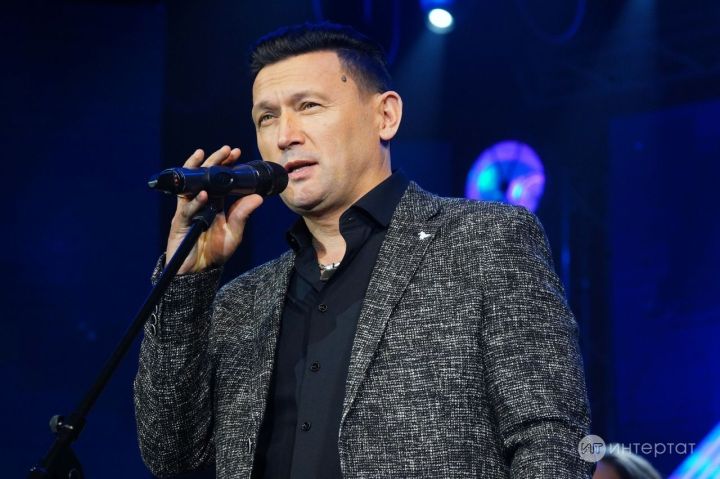 Әнвәр Нургалиевны ашыгыч ярдәм белән хастаханәгә алып киткәннәр