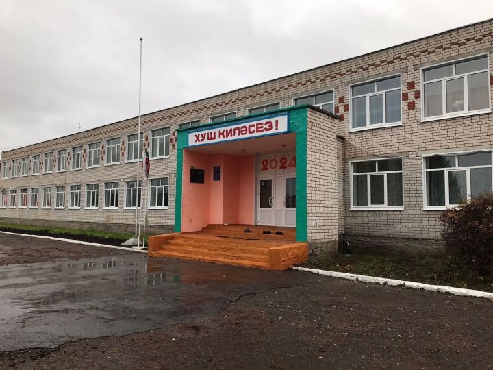 Татар Танае мәктәбендә балаларга белемне йөрәкләре аша җиткерүче чын мөгаллимнәр эшли