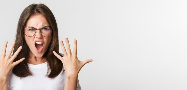 «Телгә кагылышлы берәр кыек сүз әйтсәләр, җенем котыра»