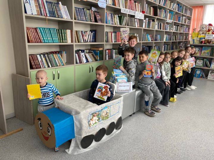 Татар Танае авылы китапханәсендә «Балалар китабы атналыгы» уза.
