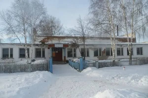 Безнең Безнең Мамадыш-Әкил авылында да бар инде ул мәдәният йорты, тик ник бер чара, бәйрәм үткәрелсен